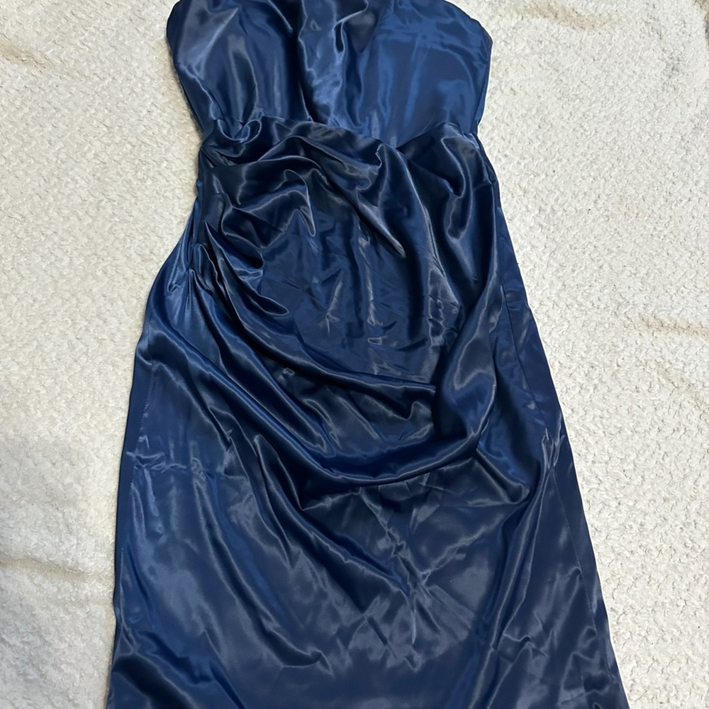 Elegant Navy Blue Strapless Dress